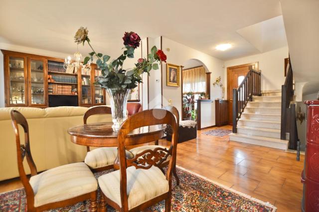 Terraced house in Viale della Repubblica, San Donà di Piave - Photo 1