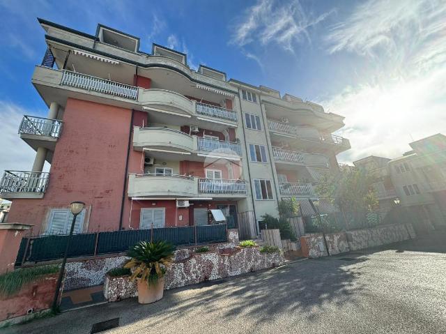 3-room flat in Via George Sand 168, Acerra - Photo 1