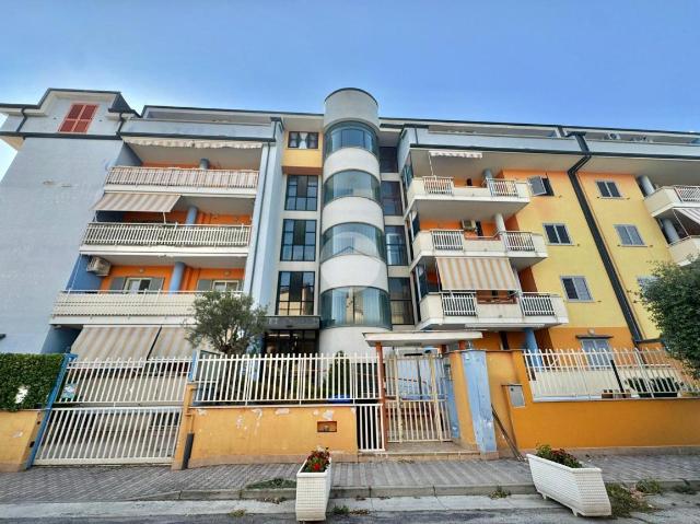 3-room flat in Via Silvio Buonincontro 33, Acerra - Photo 1