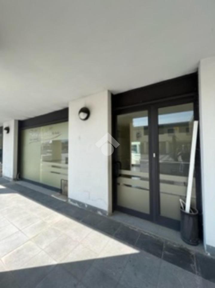 Negozio in Viale Italia, Villongo, {3} - Foto 2