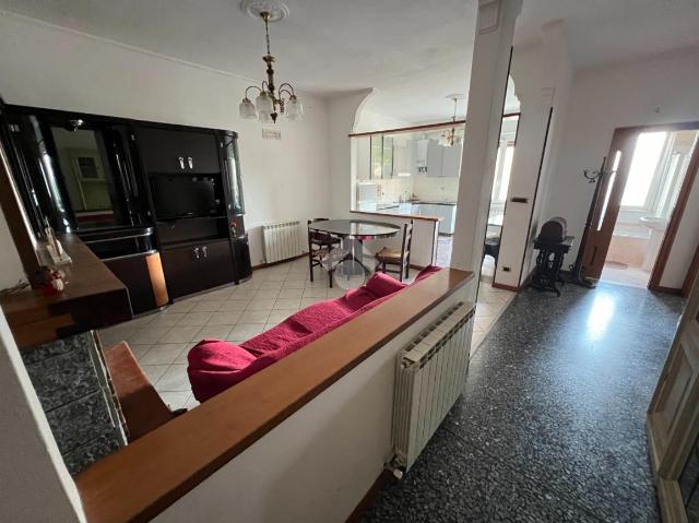 3-room flat in Via Alessandria 48, Albisola Superiore - Photo 1