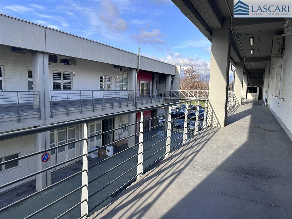 Laboratorio in Via dell'Industria, Bergamo, {3} - Foto 2