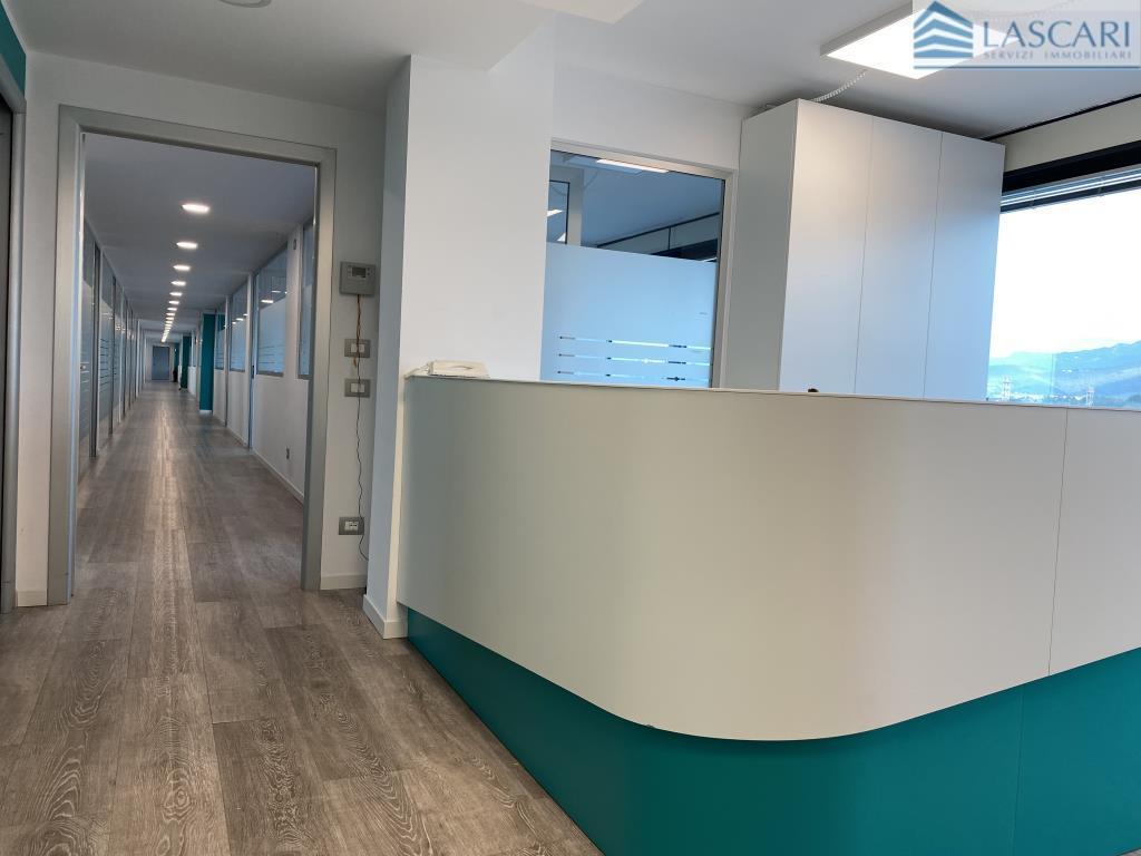Ufficio in Via Orio al Serio 29, Grassobbio, {3} - Foto 1
