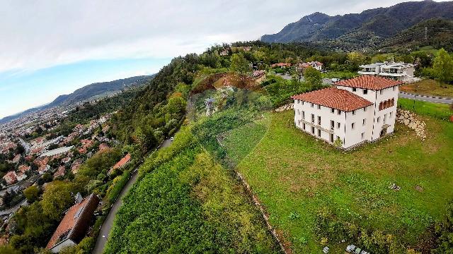 Trilocale in Via Madonna del Roccolo, Trescore Balneario - Foto 1