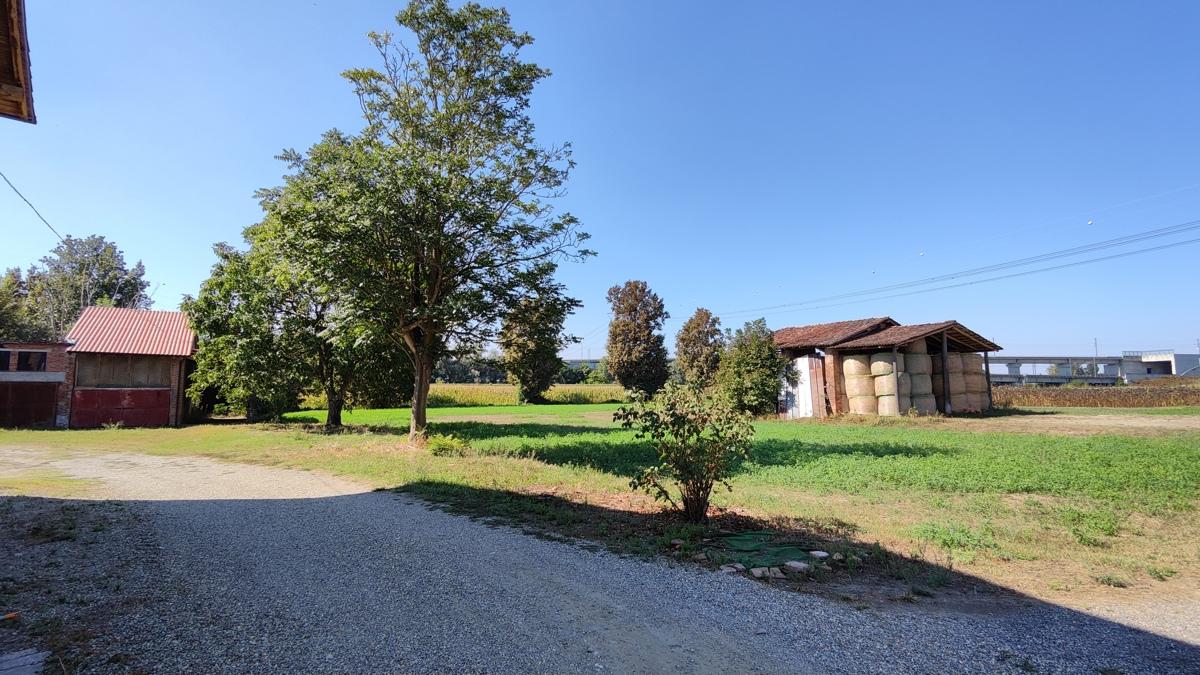 Casa indipendente in vendita a Santo Stefano Lodigiano