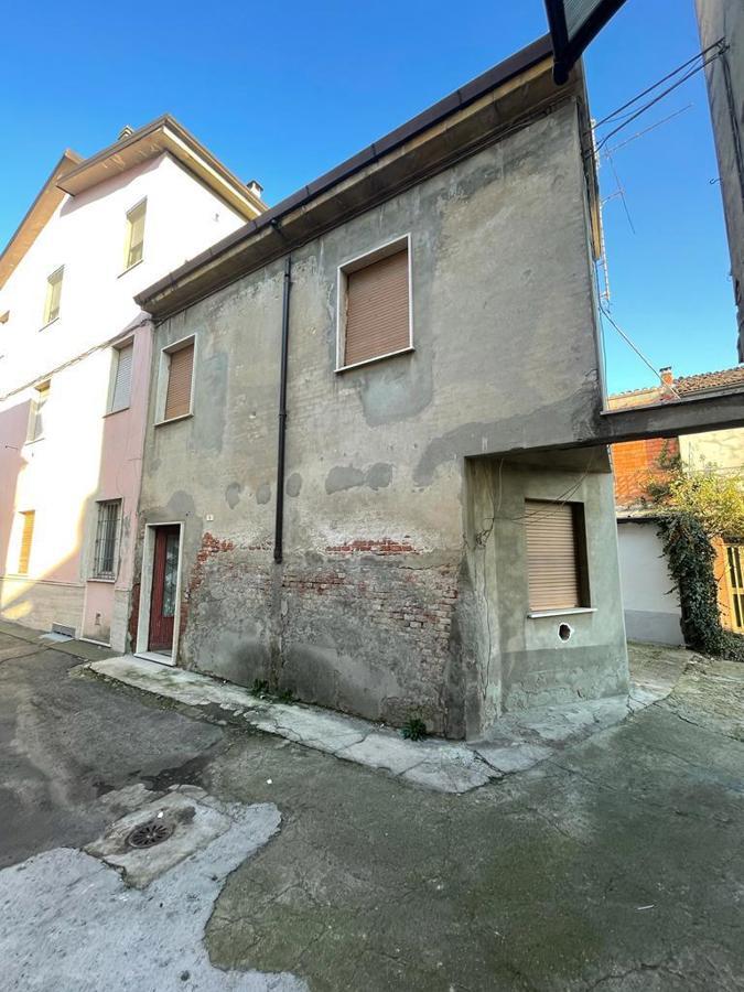Casa indipendente in vendita a Borgonovo Val Tidone