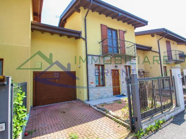 Villa a schiera in Via Leandro Corona, Somma Lombardo - Foto 1