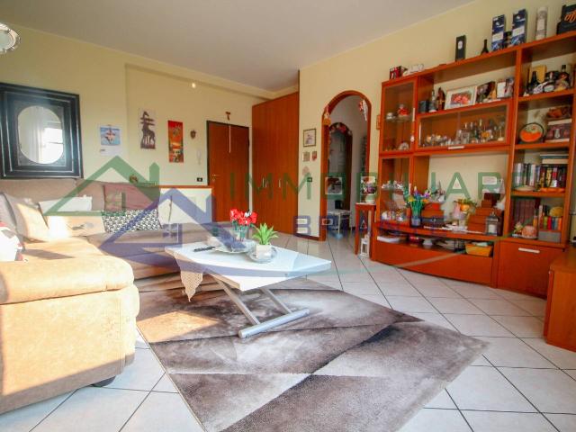 3-room flat in Via Cusciano, Vergiate - Photo 1