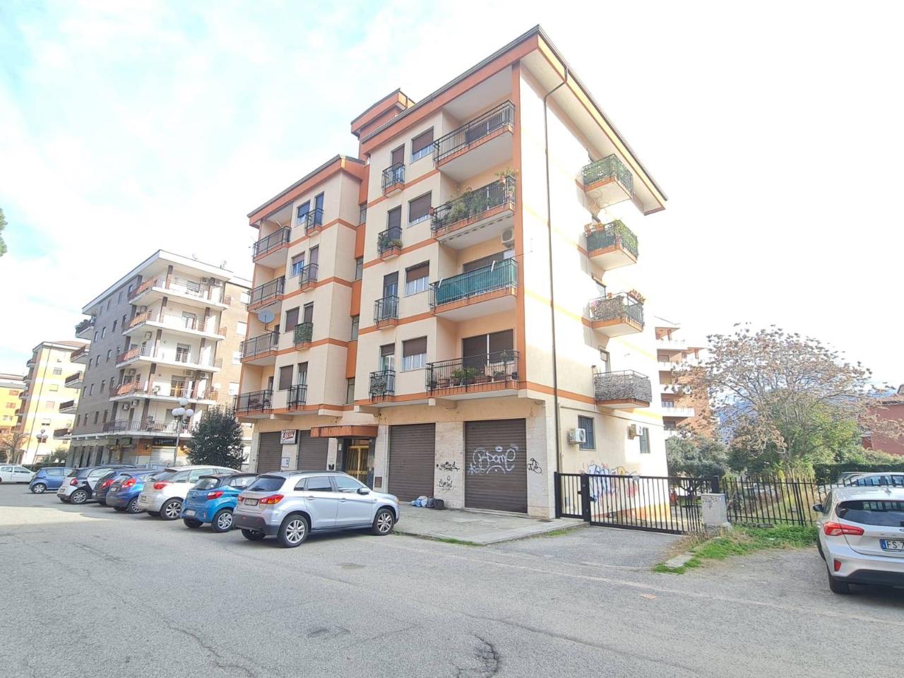 Laboratorio in Via Matteotti, Rende, {3} - Foto 1