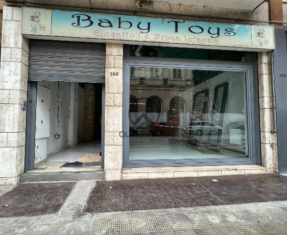 Geschäft in Viale Venezia Giulia S.N.C, Andria - Foto 1