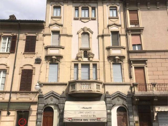 2-room flat, Voghera - Photo 1