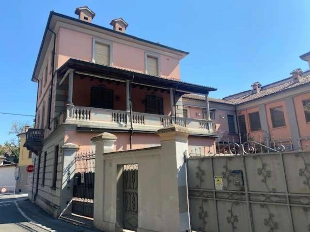 Mansion in Via Giuseppe Garibaldi, Voghera - Photo 1