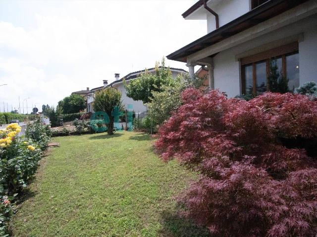 Villa in Via Roberto De Longe 38, Piacenza 38, Piacenza - Foto 1