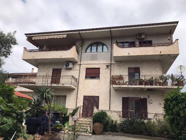 Wohnung in Via Abate Roberto di Grandmesnil 10, Lamezia Terme - Foto 1