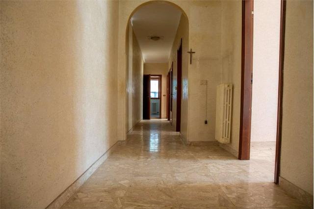 Apartament in {3}, - Photo 1