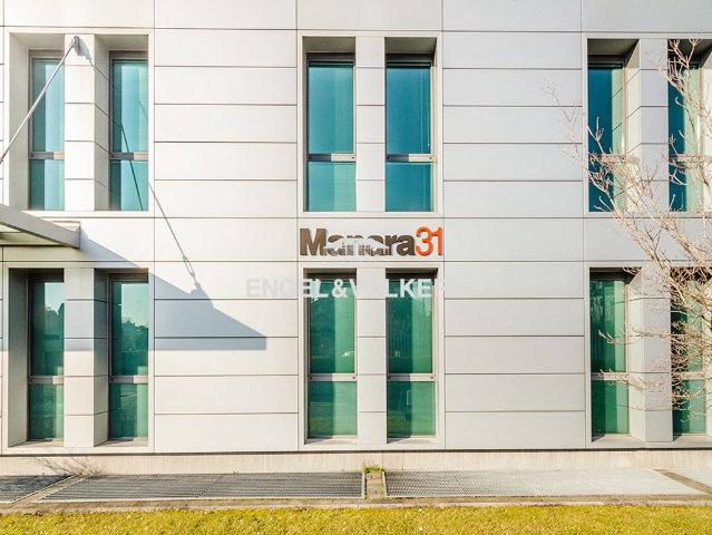 Shared office in Via Luciano Manara 31, Monza - Photo 1