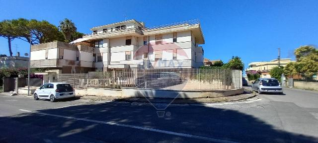 Quadrilocale in Via delle Mimose 7, Anzio - Foto 1