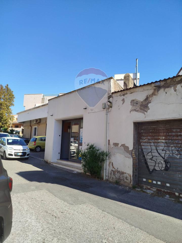 Negozio in Via Flavia 14, Anzio, {3} - Foto 2