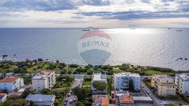 Wohnung in Via Giuseppe Gozzer 7, Livorno - Foto 1