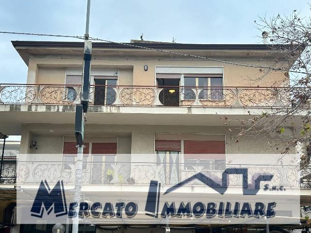 Trilocale in Via Nazionale 222, Falcone - Foto 1