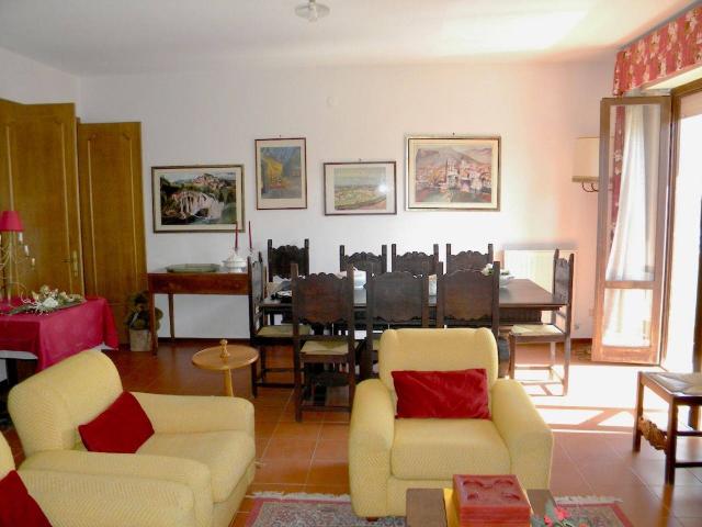 Apartament in {3}, Via Giacomo Puccini - Photo 1