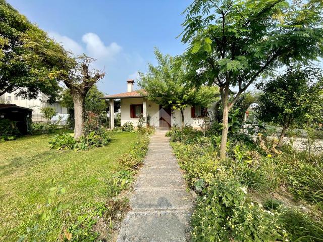 Villa in Via Villa 1, Loria - Foto 1