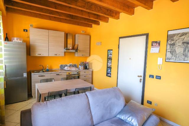 2-room flat in Via Don Landi 59, Rezzato - Photo 1