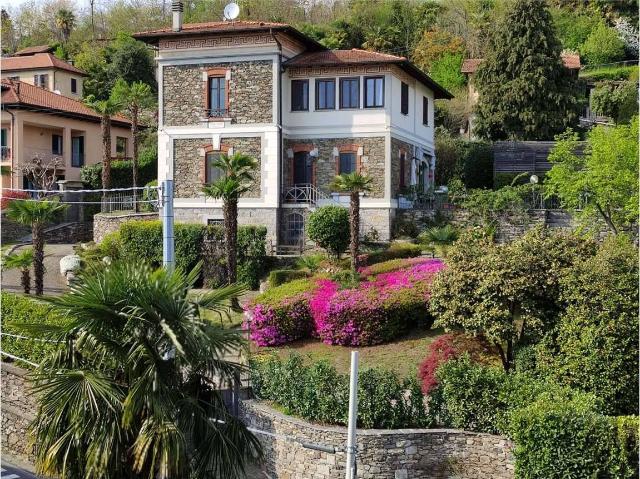 Villa in Via Zappelli, 22, Verbania - Foto 1