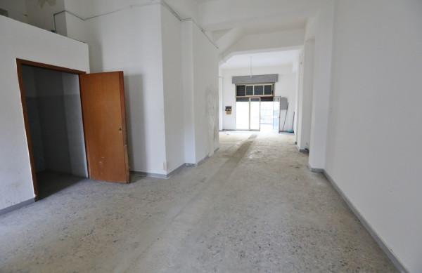 Negozio in , Messina, {3} - Foto 1