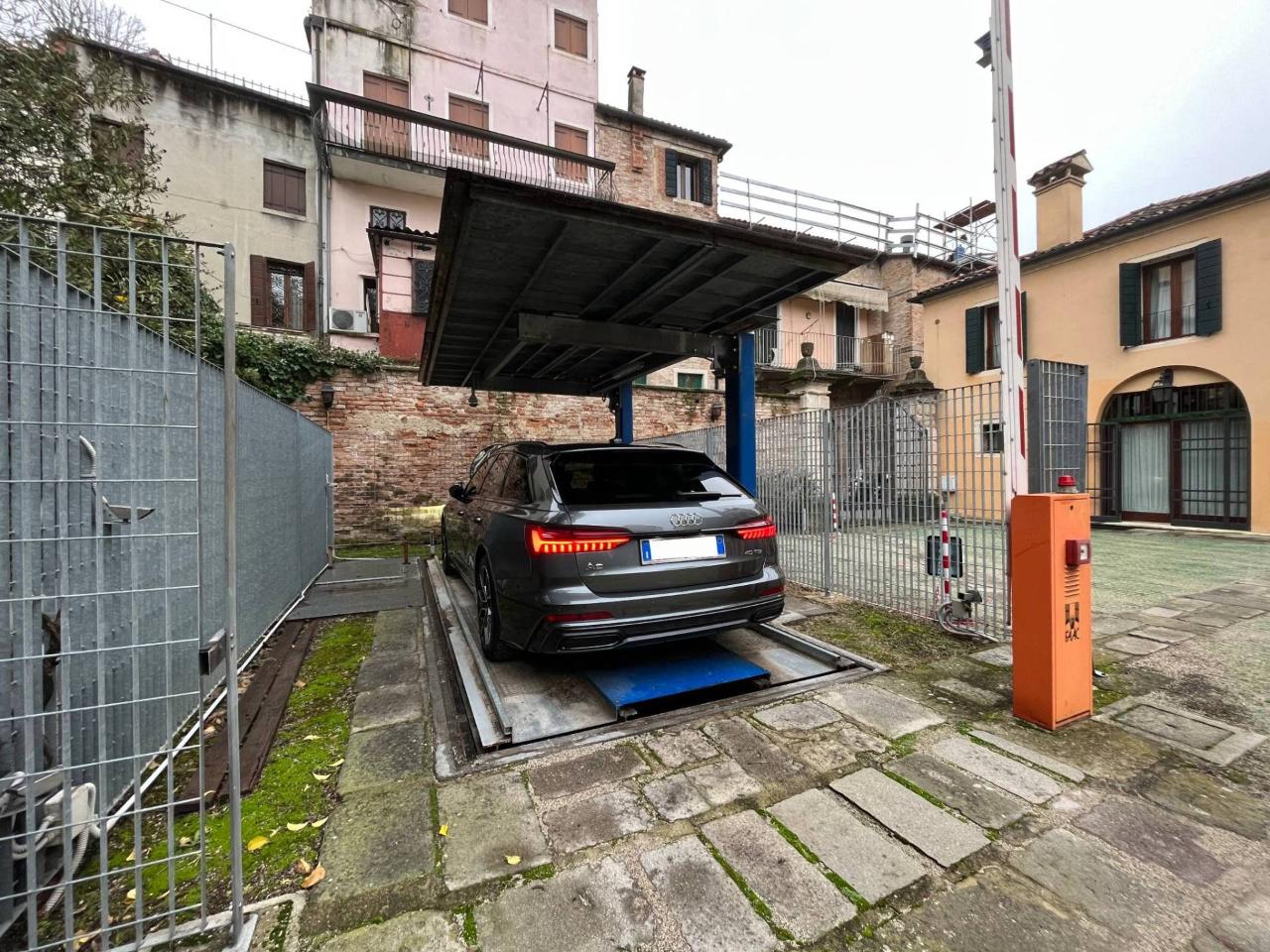 Posto auto in affitto a Padova