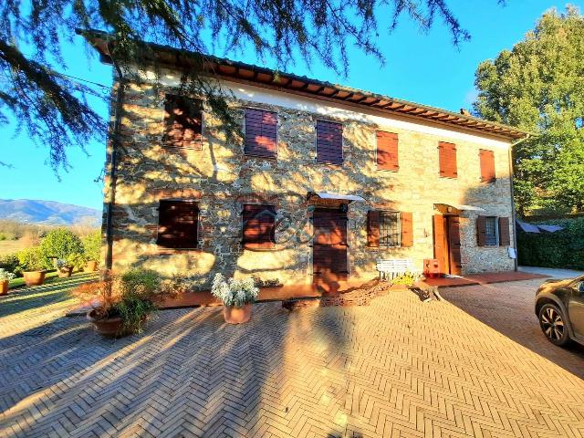 Country house or cottage in Via della Pace 25, Montecarlo - Photo 1