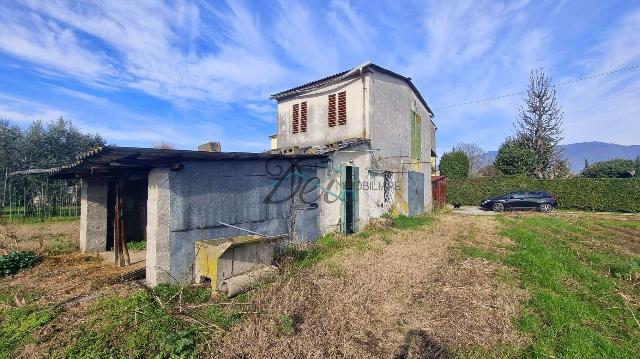 Country house or cottage in Via dei Berti 2, Lucca - Photo 1