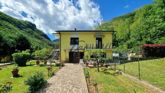 Single-family villa, Bagni di Lucca - Photo 1