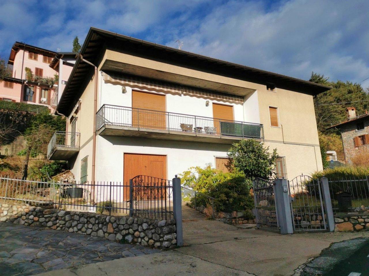 Villa in vendita a Cuasso Al Monte