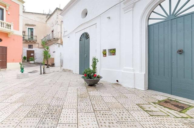 Detached house in Via Vittorio Emanuele II, Grottaglie - Photo 1