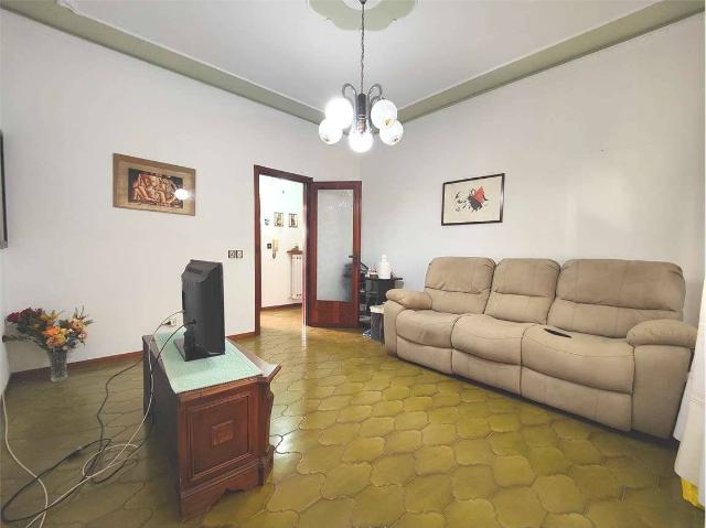 4-room flat in Via Romana, 44, Capannori - Photo 1