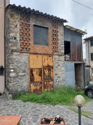 Casa indipendente in Via Fonda Grossa, Lucca - Foto 1