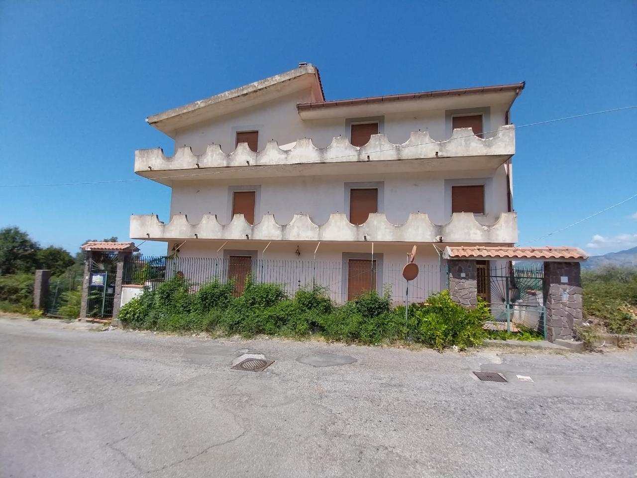 Fabbricato misto in , Santa Maria Del Cedro, {3} - Foto 2