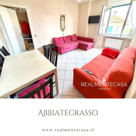 2-room flat in Via Cesare Battisti, Abbiategrasso - Photo 1