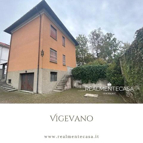 Villa in Via Monte Baldo, Vigevano - Foto 1