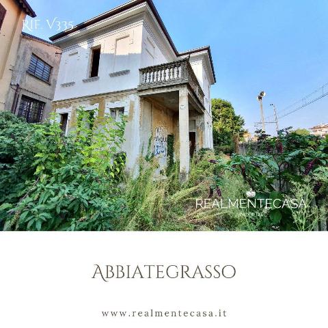 Villa in Viale Felice Cavallotti 2, Abbiategrasso - Foto 1