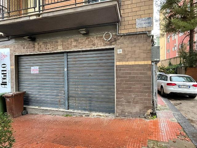 Negozio in Viale della Regione 180, Caltanissetta - Foto 1