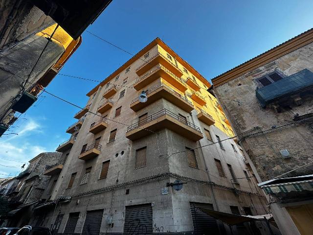 Quadrilocale in Via Nicolò Palmeri 54, Caltanissetta - Foto 1