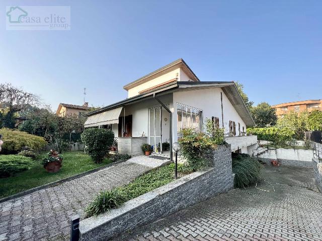 Villa in Piazza Albarola, Lodi - Foto 1