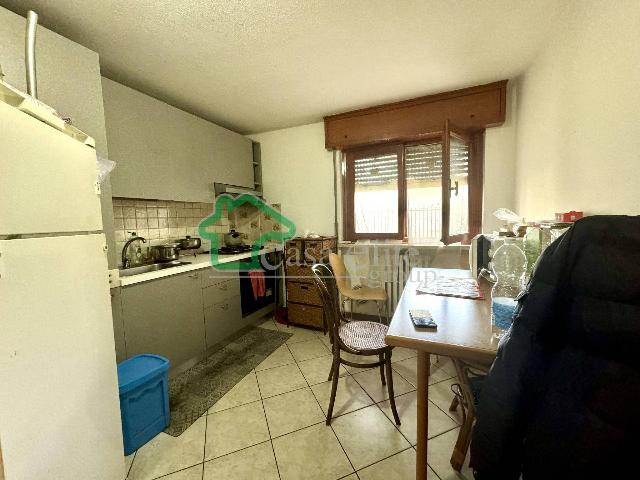 2-room flat in Viale Italia, Lodi - Photo 1