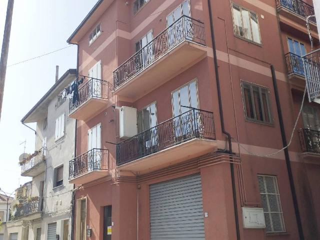 Vierzimmerwohnung in Via Duca d'Aosta, Latronico - Foto 1