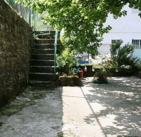 Country house or cottage in Statale 12, Borgo a Mozzano - Photo 1