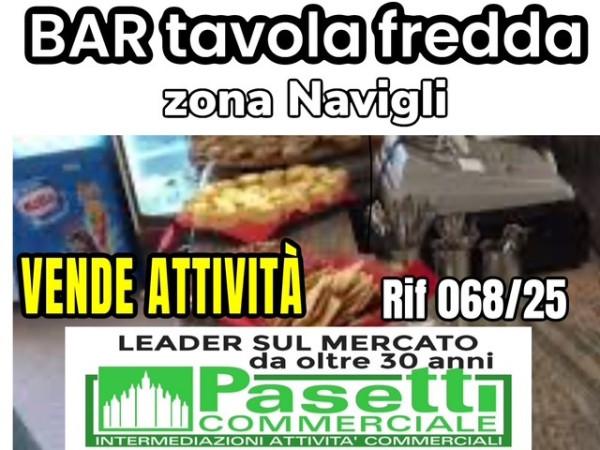 Bar in , Milano, {3} - Foto 1