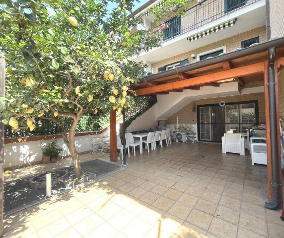 Terraced house in Via Spinete Seconda, Fondi - Photo 1