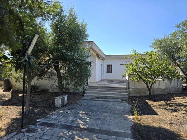 Villa in Contrada Moschetto 00, Trani - Foto 1